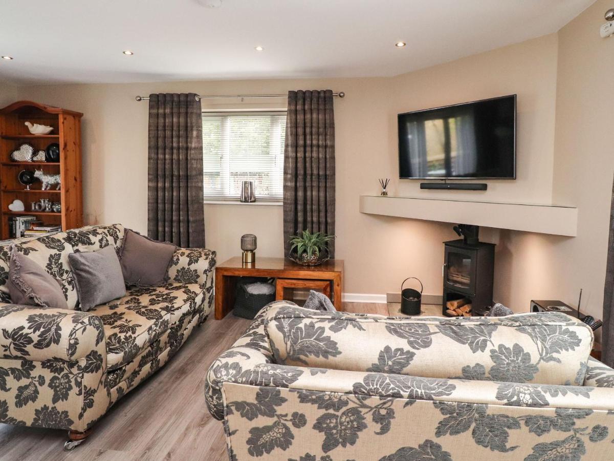 Kilmory Lodge Poulton-le-Fylde ภายนอก รูปภาพ